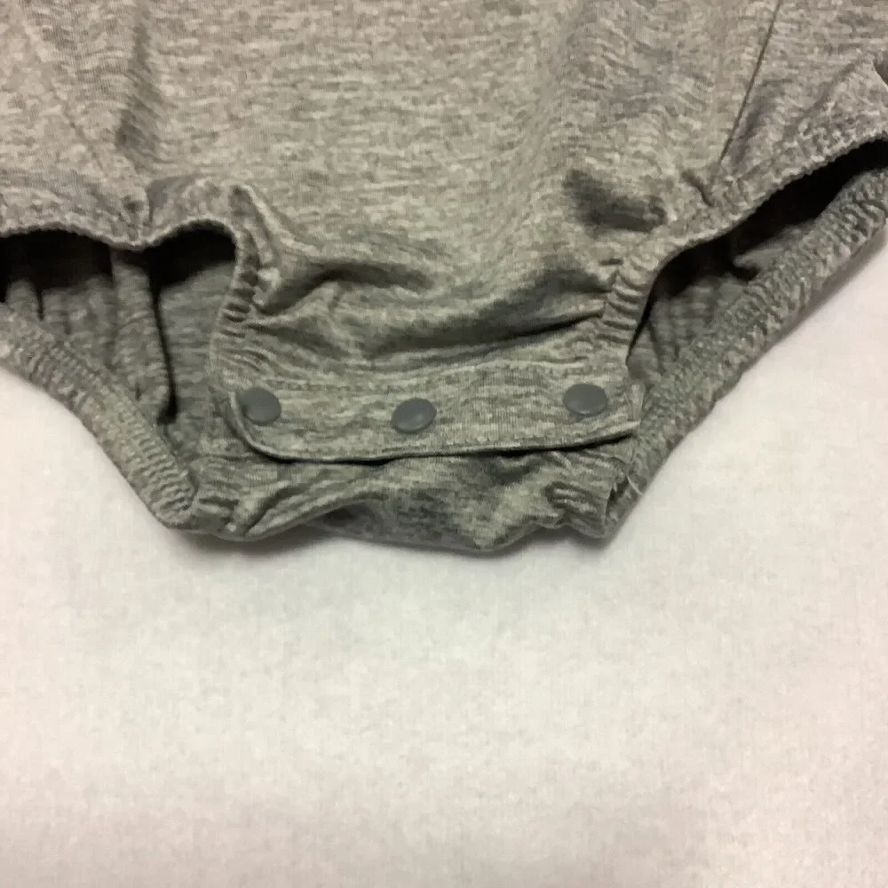 Nike Dri-Fit Gray Baby Girl Bathing Suit Swimsuit Pink‎ Swoosh Size 3 Months
